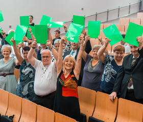 Slavnostní promoce studentů Univerzity třetího věku