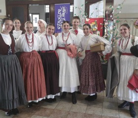 V letních měsících VŠ koleje nezejí prázdnotou. Folklór bez hranic 2024.